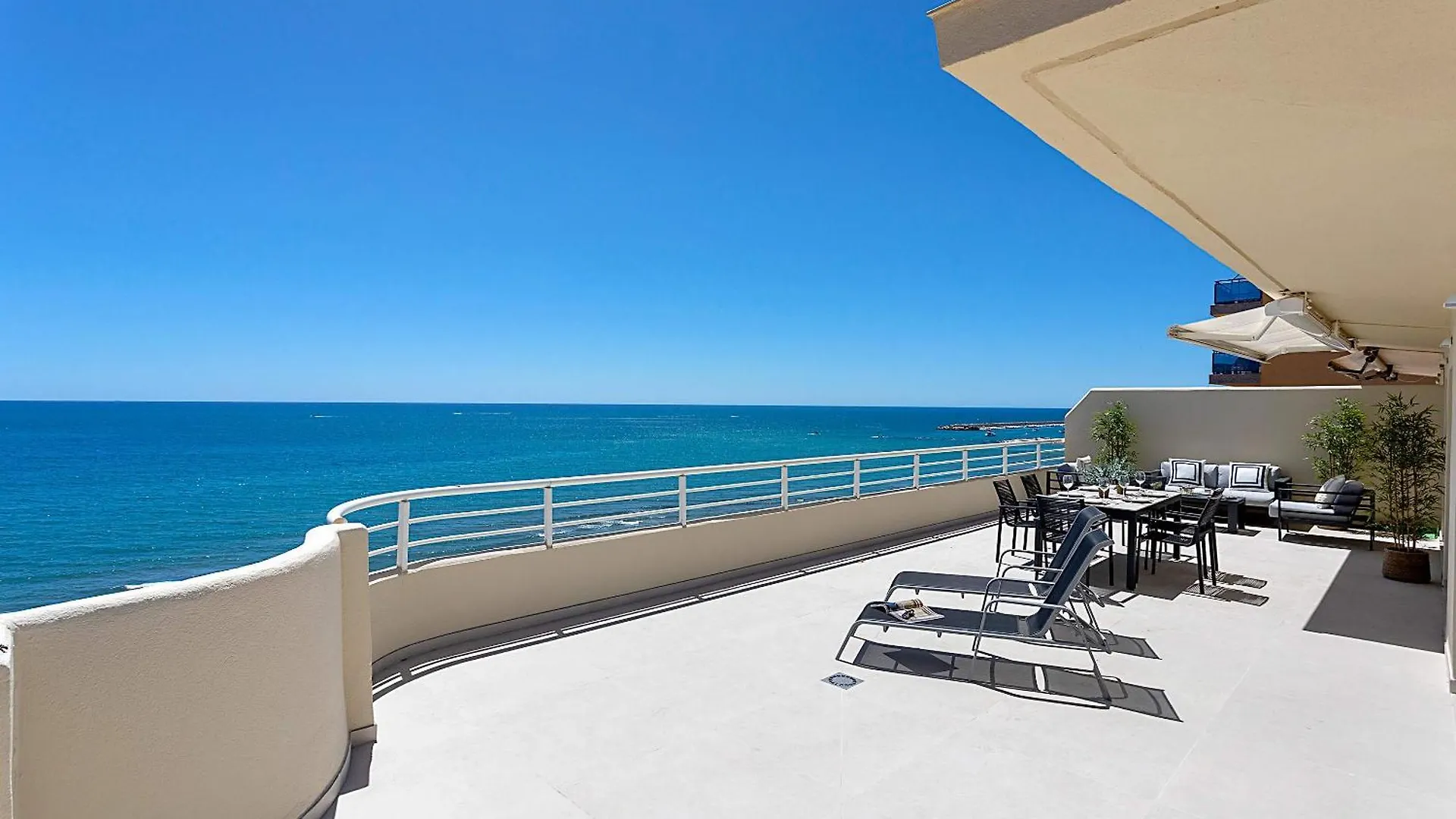 Genteel Home Los Corales Beach Fuengirola Apartment